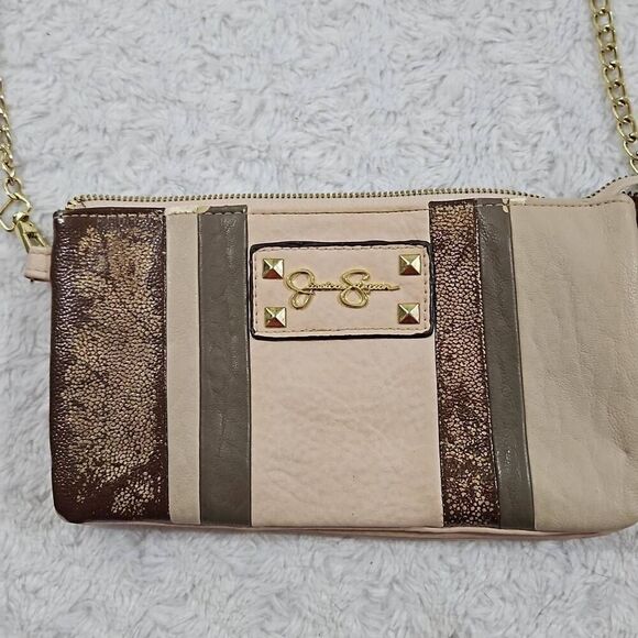 Jessica Simpson Ryanne Crossbody Metallic studded chained strap party purse - Picture 1 of 12